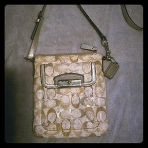 COACH crossbody Authentic